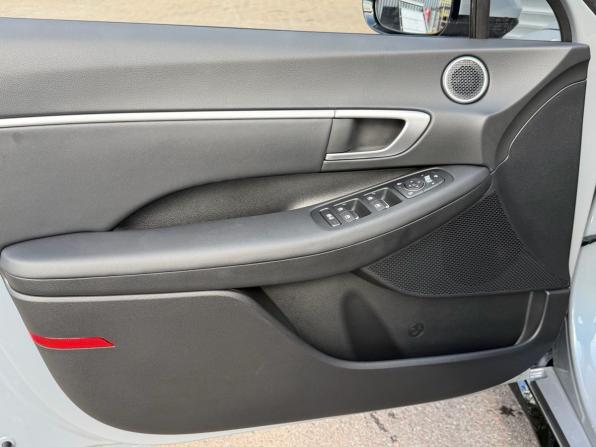 Hyundai Sonata VIII (DN8) Рестайлинг с пробегом 2026 года, цена 4 745 000 рублей, 15 км, седан, Автокод Объявления