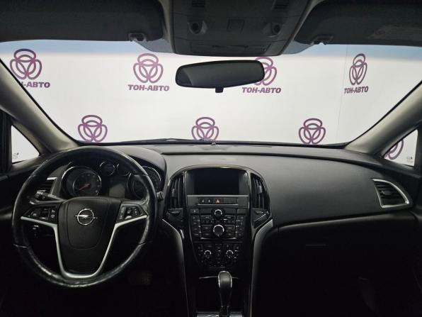 Opel Astra J Рестайлинг с пробегом 2014 года, цена 791 000 рублей, 150870 км, хэтчбек, Автокод Объявления