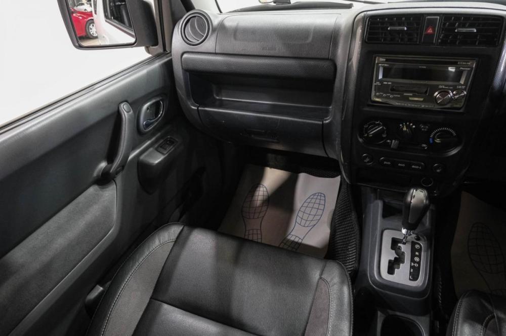 Suzuki Jimny III Рестайлинг 1 Новокузнецк  - изображение 16