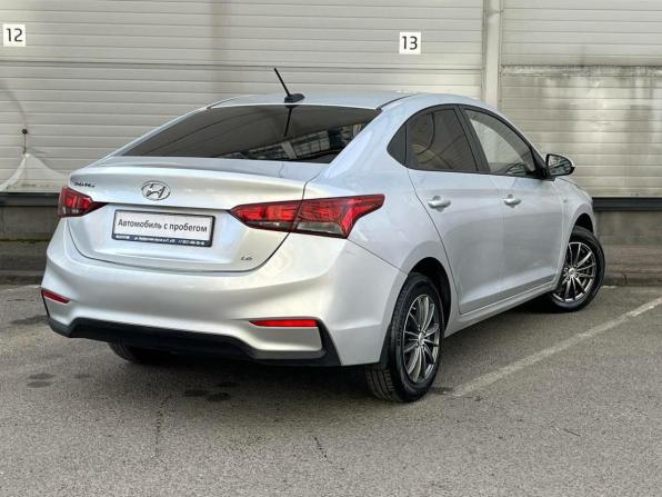 Hyundai Solaris II с пробегом 2017 года, цена 1 149 000 рублей, 102046 км, седан, Автокод Объявления