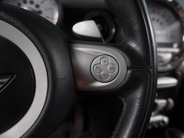 Mini Cabrio II с пробегом 2009 года, цена 1 169 000 рублей, 121837 км, кабриолет, Автокод Объявления
