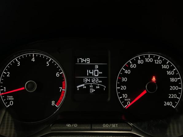 Volkswagen Polo V Рестайлинг с пробегом 2017 года, цена 979 000 рублей, 133921 км, седан, Автокод Объявления