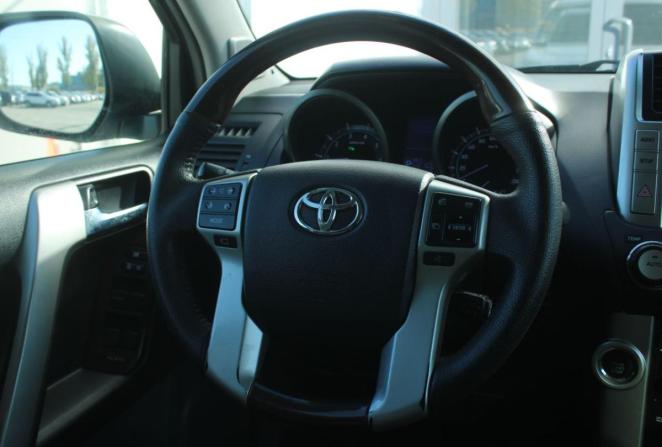 Toyota Land Cruiser Prado 150 Series с пробегом 2012 года, цена 2 960 000 рублей, 232791 км, внедорожник, Автокод Объявления