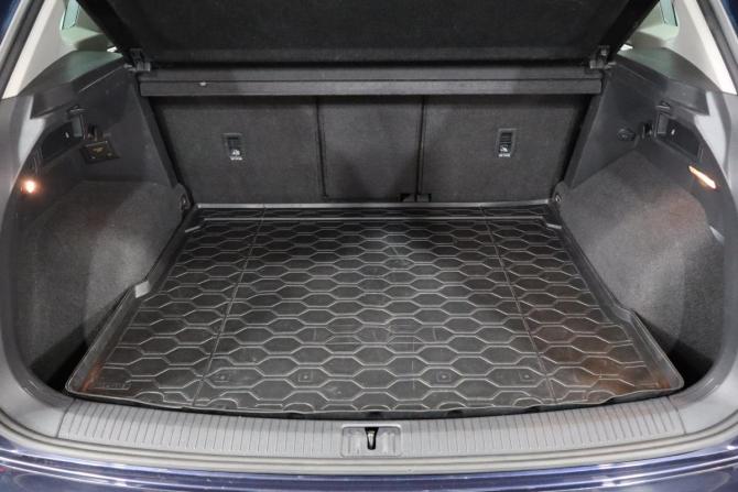 Volkswagen Tiguan II с пробегом 2017 года, цена 2 249 000 рублей, 182000 км, внедорожник, Автокод Объявления