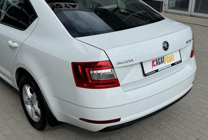 Skoda Octavia III (A7) с пробегом 2017 года, цена 1 450 000 рублей, 130000 км, лифтбек, Автокод Объявления