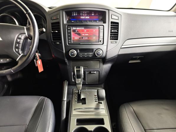 Mitsubishi Pajero IV с пробегом 2011 года, цена 2 183 000 рублей, 105402 км, внедорожник, Автокод Объявления