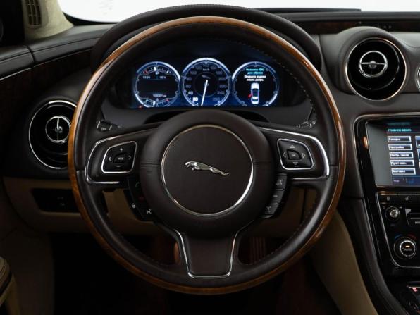 Jaguar XJ IV (X351) с пробегом 2010 года, цена 1 749 077 рублей, 109321 км, седан, Автокод Объявления
