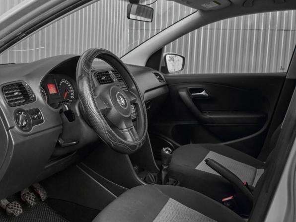 Volkswagen Polo V с пробегом 2013 года, цена 800 000 рублей, 164396 км, седан, Автокод Объявления