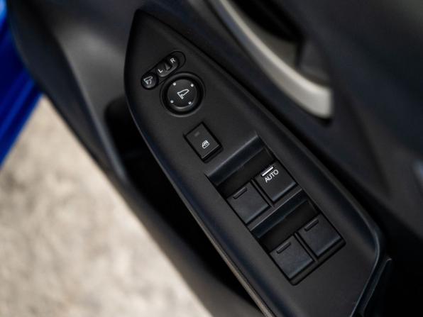 Honda Fit III с пробегом 2013 года, цена 930 500 рублей, 114700 км, хэтчбек, Автокод Объявления