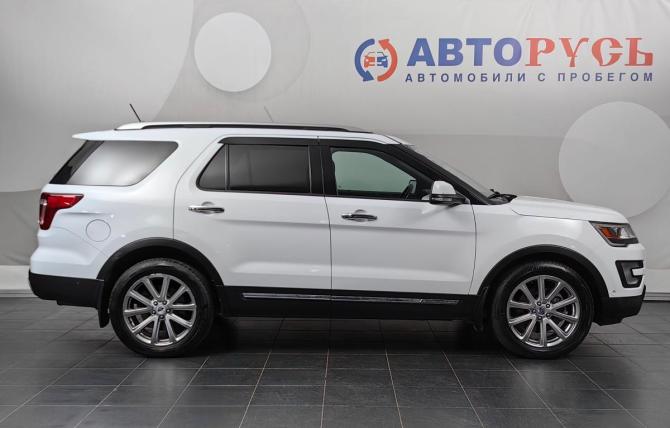 Ford Explorer V Рестайлинг с пробегом 2017 года, цена 2 339 000 рублей, 211330 км, внедорожник, Автокод Объявления