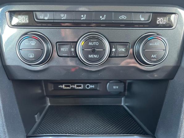 Volkswagen Tiguan II с пробегом 2018 года, цена 2 824 500 рублей, 111847 км, внедорожник, Автокод Объявления