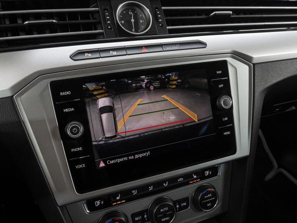Volkswagen Passat B8 с пробегом 2018 года, цена 2 099 000 рублей, 244654 км, универсал, Автокод Объявления