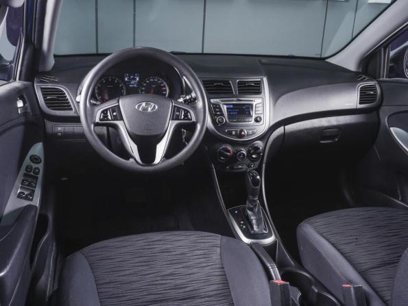 Hyundai Solaris I Рестайлинг с пробегом 2016 года, цена 1 010 000 рублей, 88470 км, хэтчбек, Автокод Объявления