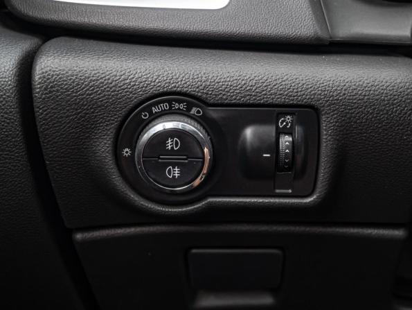 Opel Astra J Рестайлинг с пробегом 2013 года, цена 795 000 рублей, 198883 км, хэтчбек, Автокод Объявления