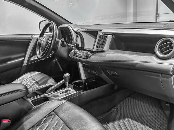 Toyota RAV4 IV (XA40) Рестайлинг с пробегом 2019 года, цена 2 162 293 рубля, 255377 км, внедорожник, Автокод Объявления