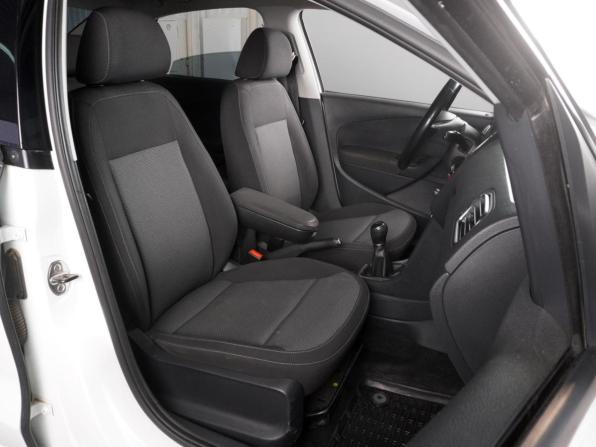 Volkswagen Polo V Рестайлинг с пробегом 2017 года, цена 1 040 000 рублей, 190537 км, седан, Автокод Объявления