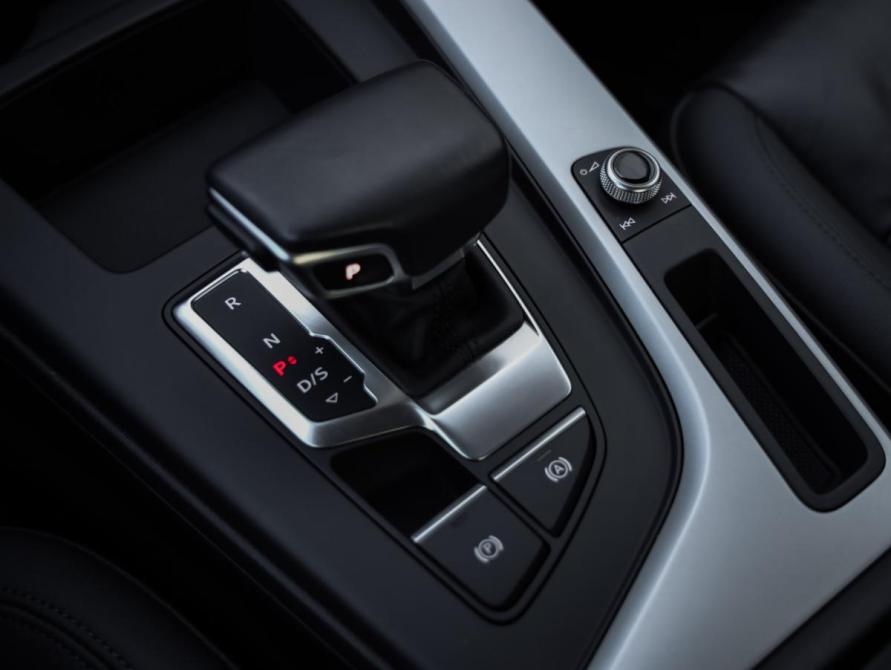 Audi A4 V (B9) Рестайлинг Санкт-Петербург  - изображение 19