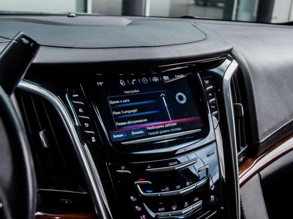 Cadillac Escalade IV с пробегом 2019 года, цена 5 350 000 рублей, 95879 км, внедорожник, Автокод Объявления
