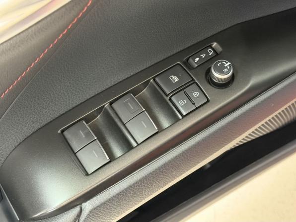 Toyota Camry VIII (XV70) Рестайлинг с пробегом 2021 года, цена 3 150 000 рублей, 76502 км, седан, Автокод Объявления