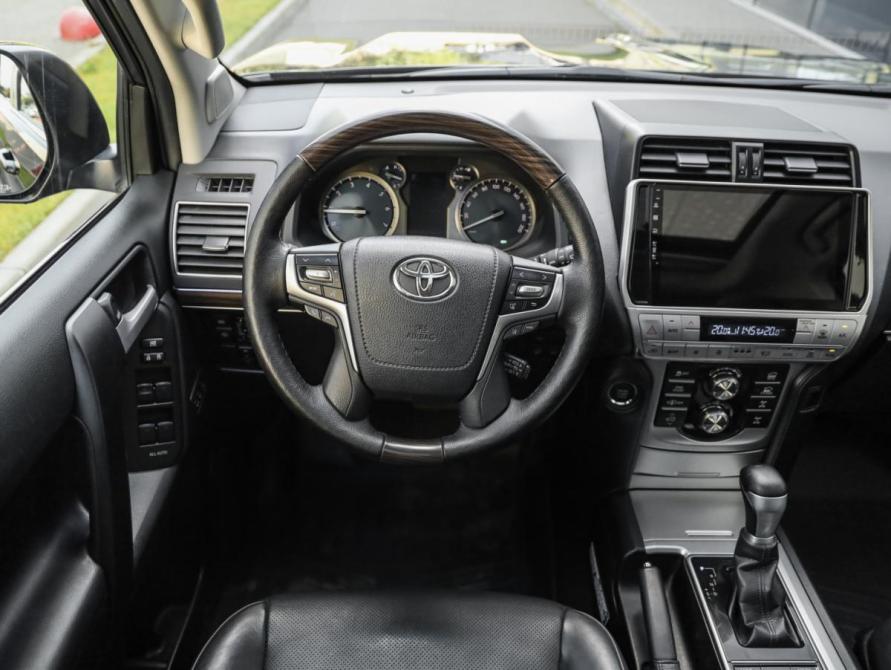 Toyota Land Cruiser Prado 150 Series Рестайлинг 2 Санкт-Петербург  - изображение 14