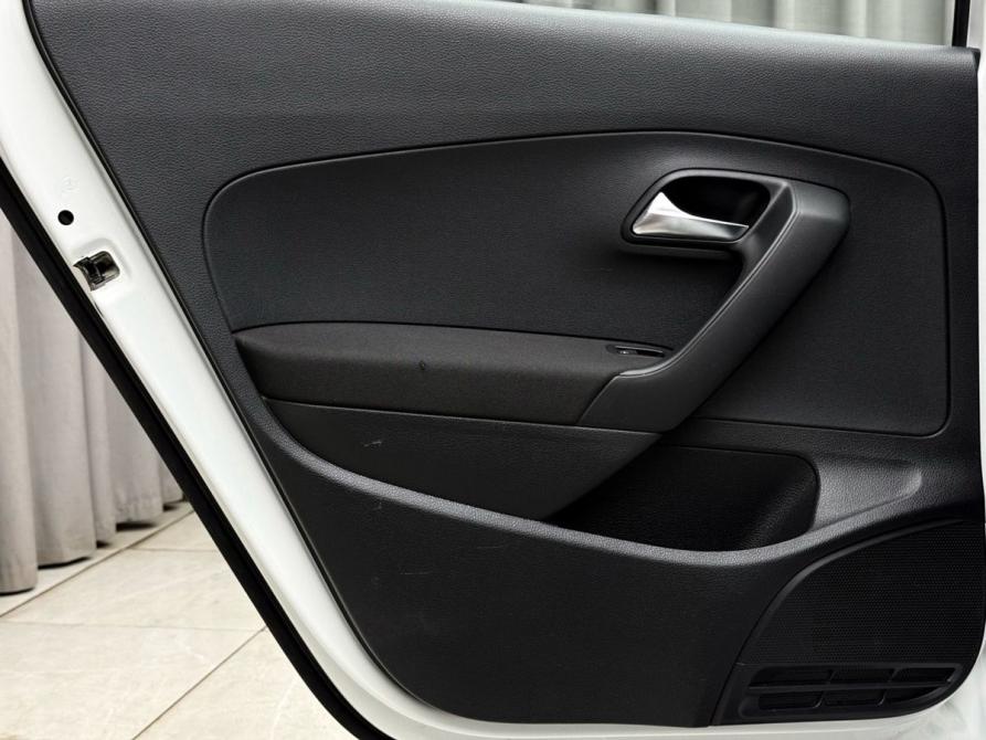 Volkswagen Polo V Рестайлинг Ижевск  - изображение 24
