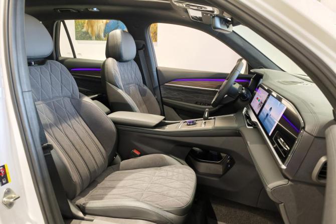Новый Geely Monjaro I 2026 года, цена 4 349 990 рублей, внедорожник, Автокод Объявления