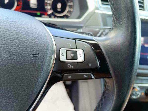 Volkswagen Tiguan II с пробегом 2018 года, цена 3 536 000 рублей, 61562 км, внедорожник, Автокод Объявления