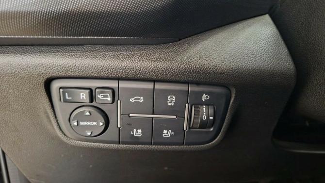 Changan Eado Plus с пробегом 2023 года, цена 1 688 000 рублей, 36600 км, седан, Автокод Объявления