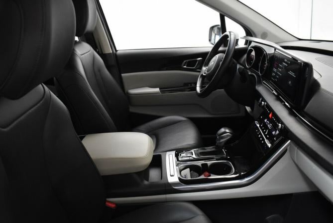 Kia Carnival IV с пробегом 2022 года, цена 4 450 000 рублей, 58317 км, минивэн, Автокод Объявления