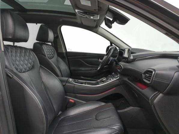 Hyundai Santa Fe IV Рестайлинг с пробегом 2021 года, цена 4 399 000 рублей, 75845 км, внедорожник, Автокод Объявления