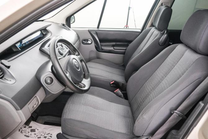 Renault Scenic II Рестайлинг с пробегом 2007 года, цена 469 000 рублей, 172500 км, компактвэн, Автокод Объявления