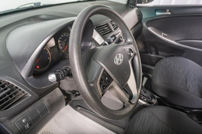 Hyundai Solaris I Рестайлинг с пробегом 2016 года, цена 1 189 000 рублей, 115000 км, седан, Автокод Объявления