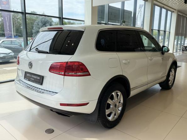 Volkswagen Touareg II с пробегом 2012 года, цена 1 600 000 рублей, 243008 км, внедорожник, Автокод Объявления