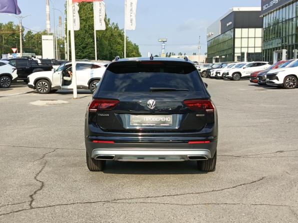 Volkswagen Tiguan II с пробегом 2020 года, цена 2 760 000 рублей, 111084 км, внедорожник, Автокод Объявления