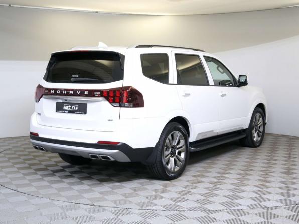 Kia Mohave I Рестайлинг 2 с пробегом 2022 года, цена 5 700 000 рублей, 28000 км, внедорожник, Автокод Объявления