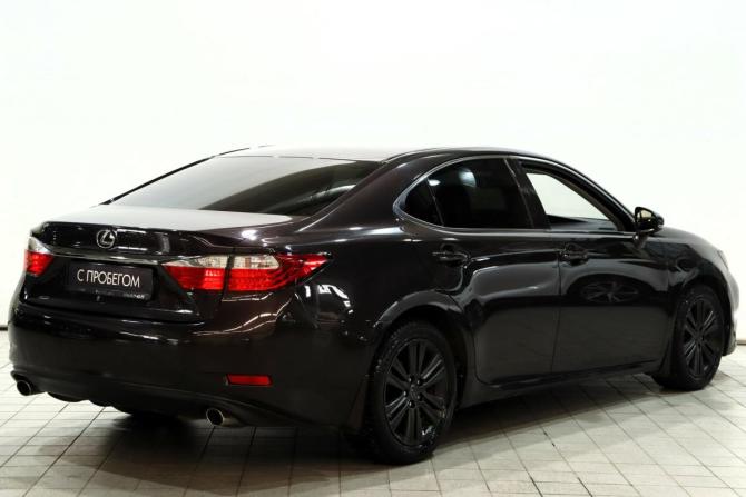 Lexus ES VI с пробегом 2014 года, цена 2 400 000 рублей, 111126 км, седан, Автокод Объявления