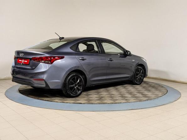 Hyundai Solaris I Рестайлинг с пробегом 2017 года, цена 1 594 900 рублей, 28600 км, седан, Автокод Объявления