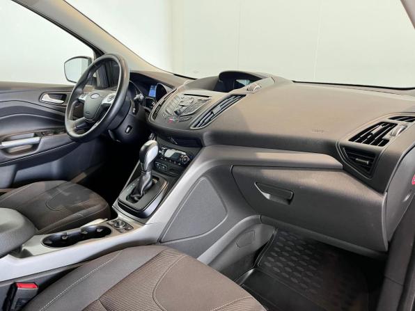 Ford Kuga II с пробегом 2015 года, цена 1 470 000 рублей, 111316 км, внедорожник, Автокод Объявления