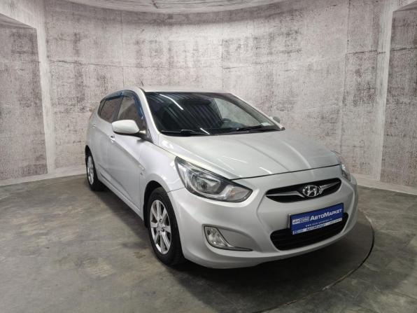 Hyundai Solaris I с пробегом 2011 года, цена 536 000 рублей, 216508 км, хэтчбек, Автокод Объявления