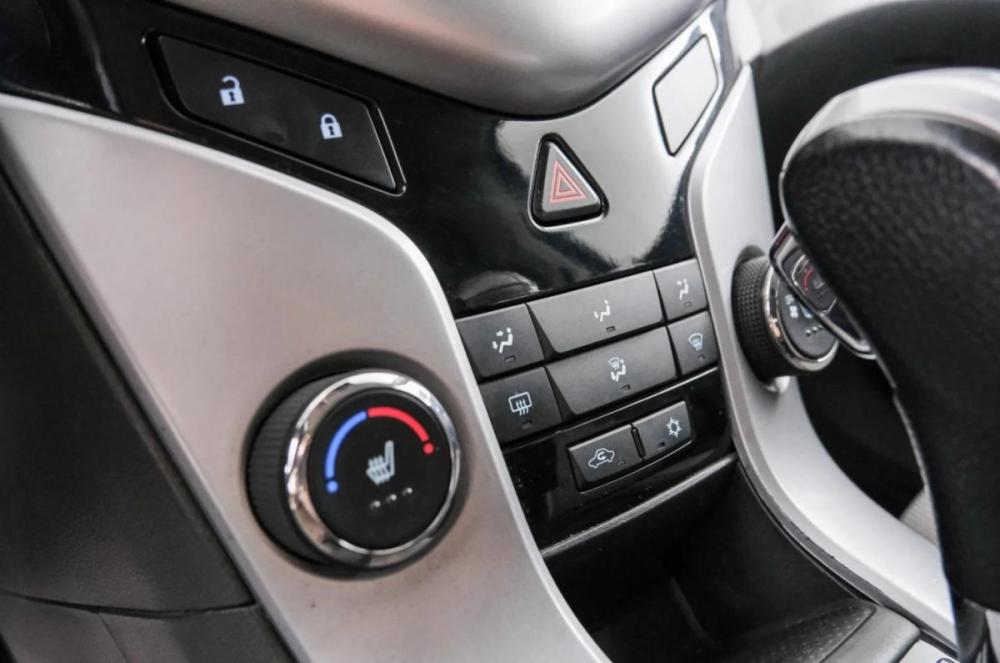 Chevrolet Cruze I Красноярск  - изображение 17