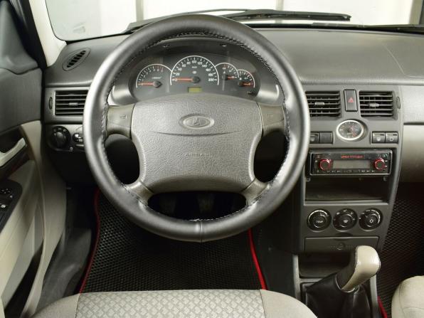 Lada (ВАЗ) Priora I с пробегом 2010 года, цена 319 995 рублей, 179012 км, хэтчбек, Автокод Объявления