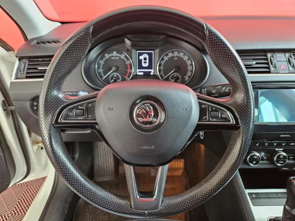 Skoda Octavia III (A7) Рестайлинг с пробегом 2017 года, цена 1 890 000 рублей, 148360 км, лифтбек, Автокод Объявления