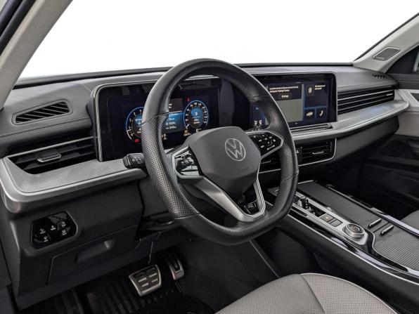 Volkswagen Tavendor I с пробегом 2024 года, цена 5 585 000 рублей, 22677 км, внедорожник, Автокод Объявления