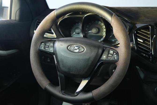 Lada (ВАЗ) Vesta I с пробегом 2017 года, цена 829 000 рублей, 210000 км, седан, Автокод Объявления