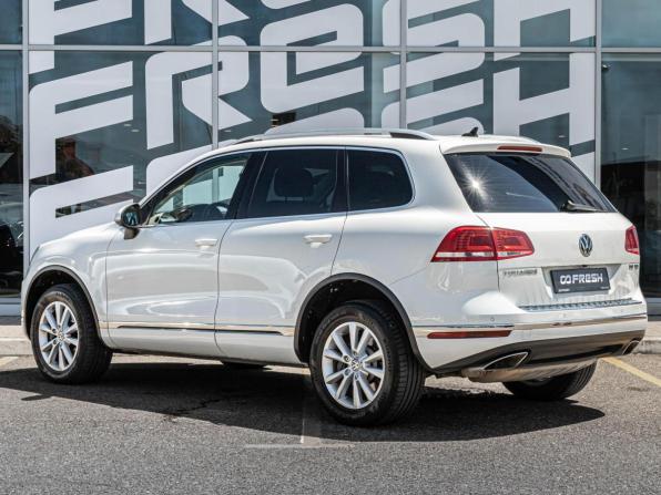 Volkswagen Touareg II Рестайлинг с пробегом 2016 года, цена 3 290 000 рублей, 137239 км, внедорожник, Автокод Объявления