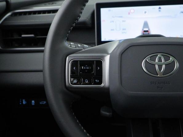 Toyota RAV4 VI (XA60) с пробегом 2026 года, цена 4 380 050 рублей, 8 км, внедорожник, Автокод Объявления