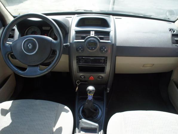 Renault Megane II Рестайлинг с пробегом 2006 года, цена 289 000 рублей, 191000 км, хэтчбек, Автокод Объявления