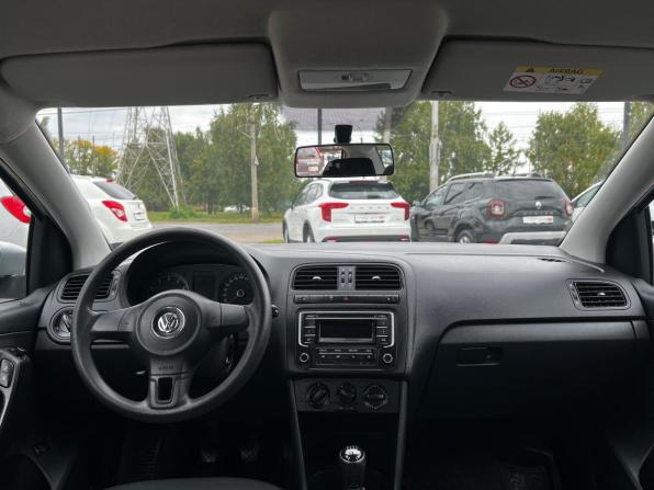 Volkswagen Polo V с пробегом 2015 года, цена 861 000 рублей, 174045 км, седан, Автокод Объявления