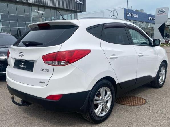 Hyundai ix35 I с пробегом 2011 года, цена 910 000 рублей, 331504 км, внедорожник, Автокод Объявления