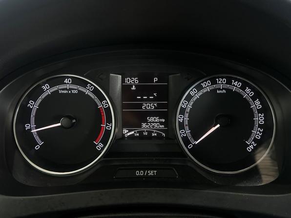 Skoda Rapid I Рестайлинг с пробегом 2018 года, цена 760 000 рублей, 362289 км, лифтбек, Автокод Объявления